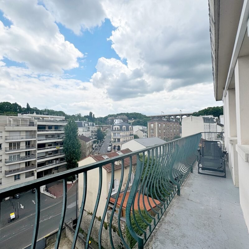 Appartement 2 pièces 44 m², balcon et cave à Meudon (92190)