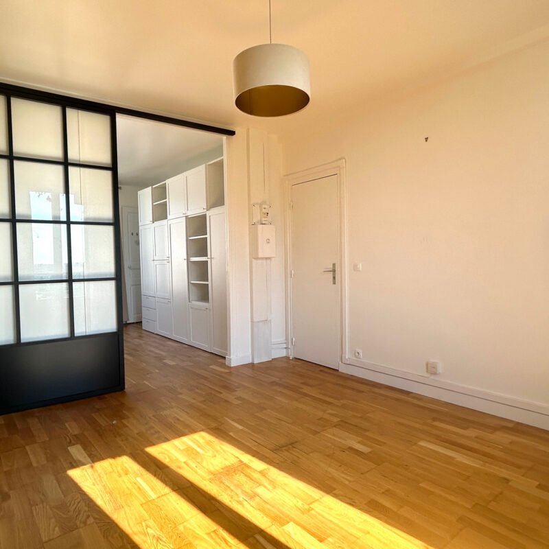 Location appartement 2 pièces 36 m² à Suresnes (92150)