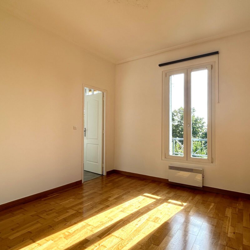 Location appartement 2 pièces 36 m² à Suresnes (92150)