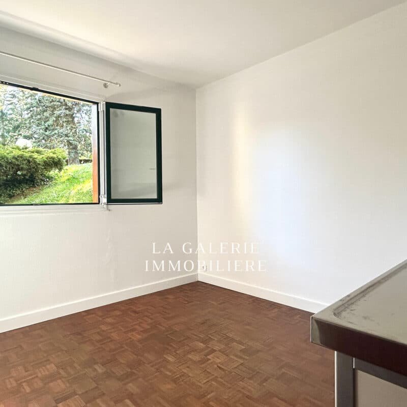 Location – Studio 12m² à Garches (92380)