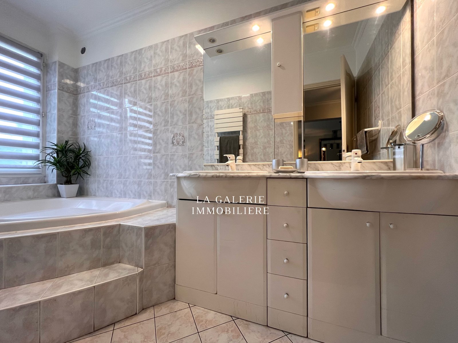 17377127311_VM355_7_original