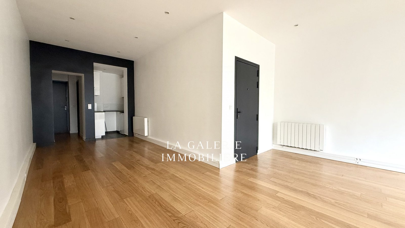 17577027781_LP071_11_original