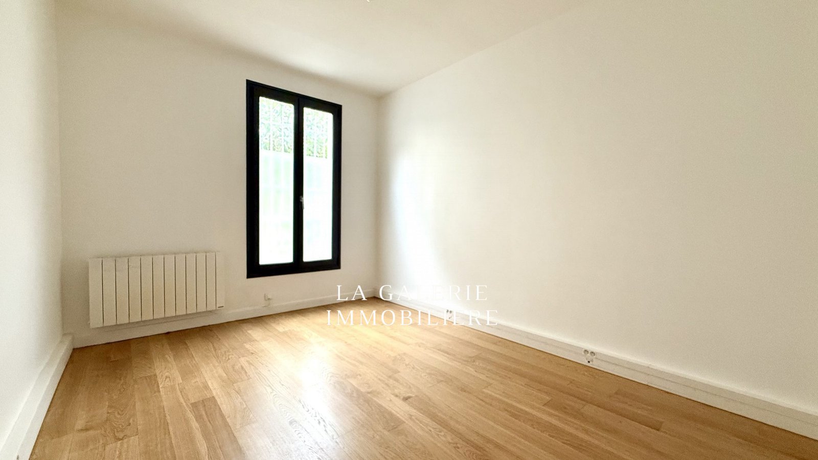 17577027781_LP071_15_original