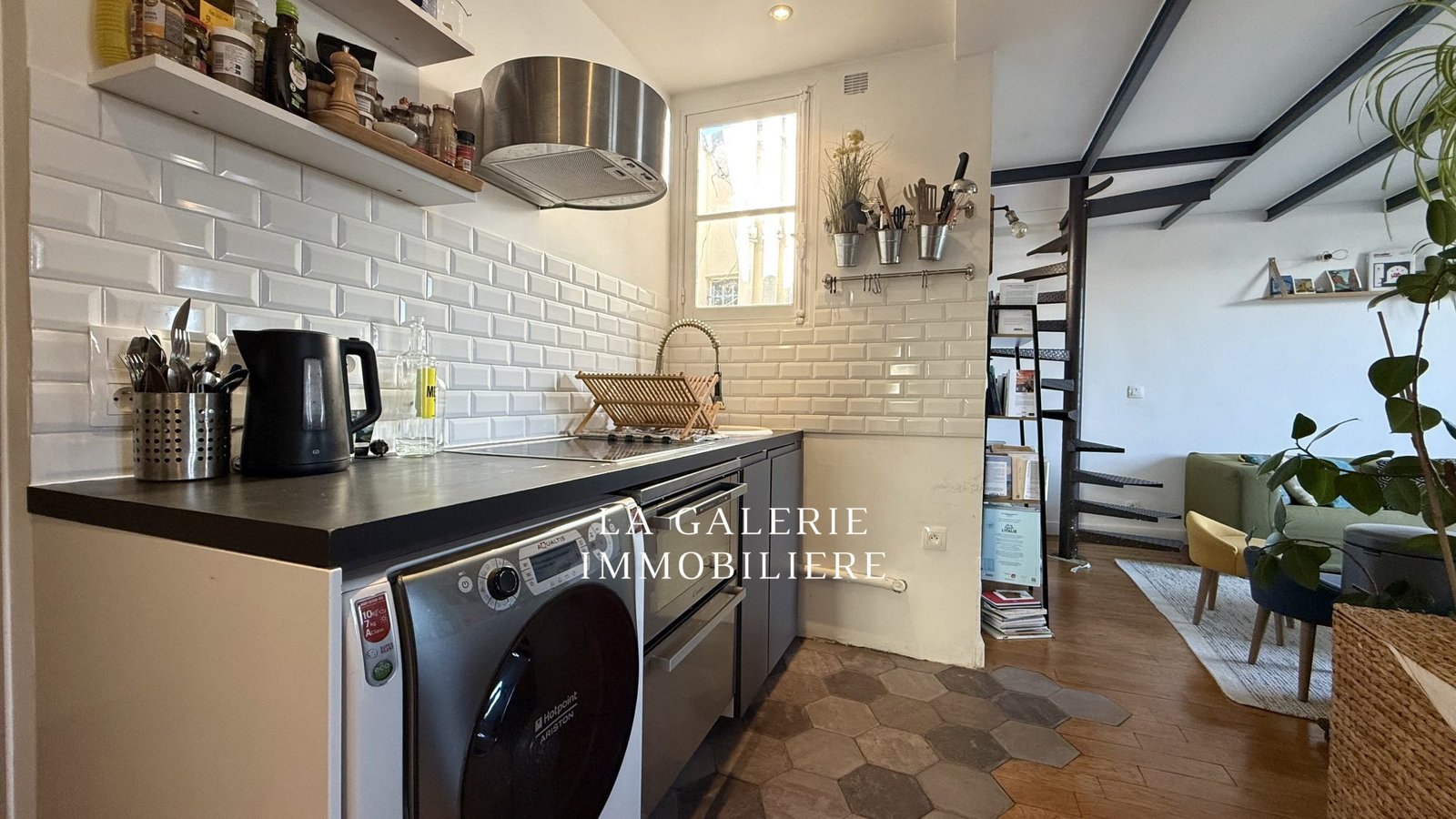 Appartement 2 pièces 36m², balcons et grande cave à Paris (75011) – Image 4