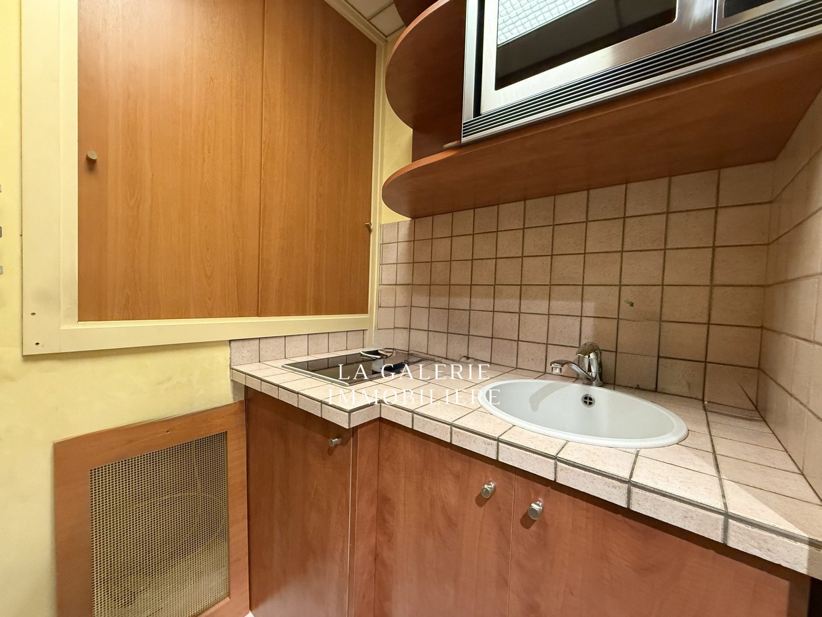 Local/Bureaux à louer avec parking à Puteaux (92800) – Image 3