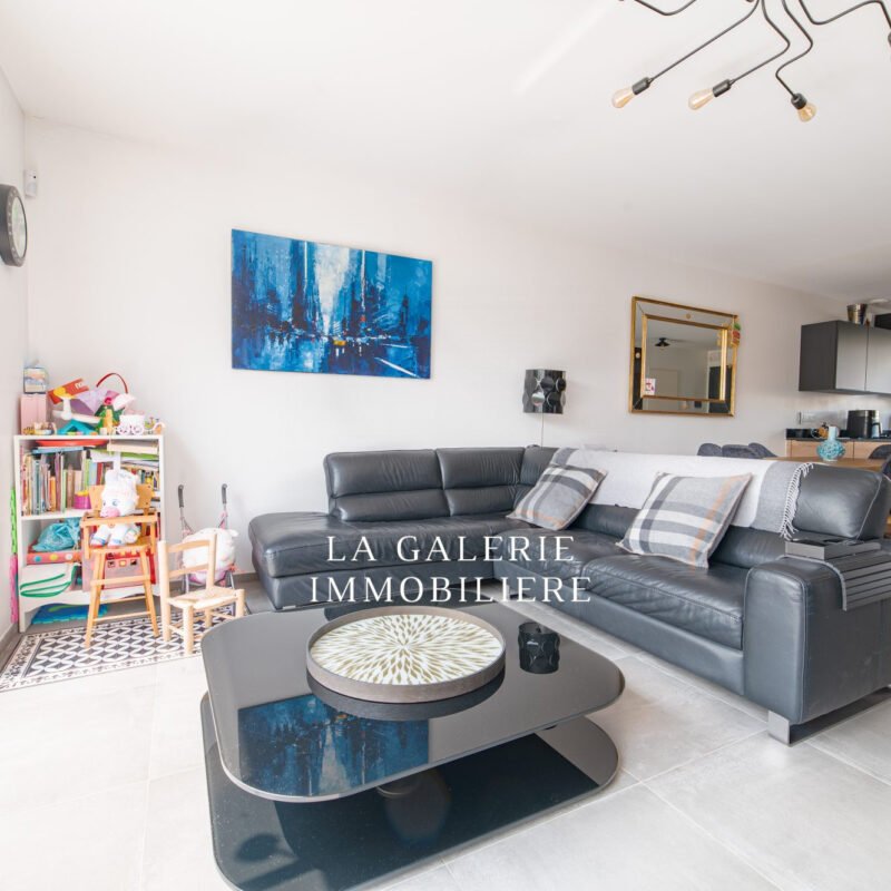 Maison 6 pièces avec terrasse et jardin à Carrières-sur-Seine (78420)