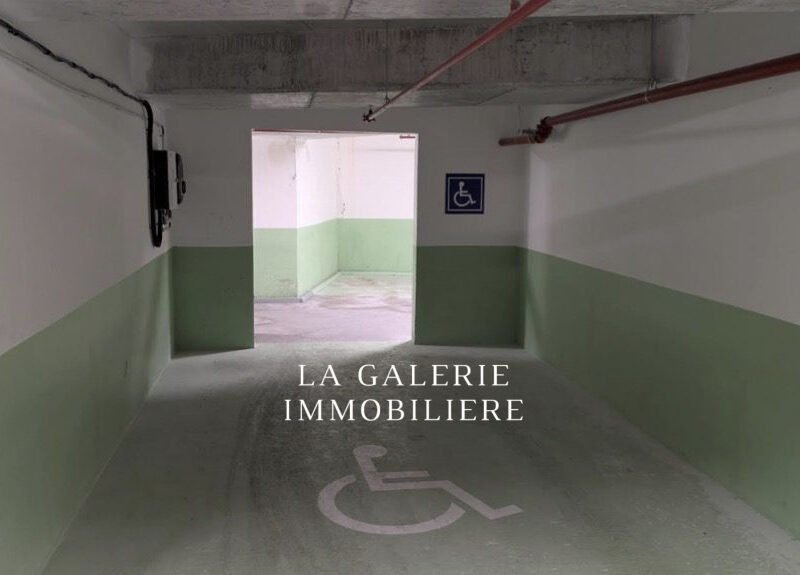 Location – Place de stationnement avec raccordement électrique à Puteaux (92800)