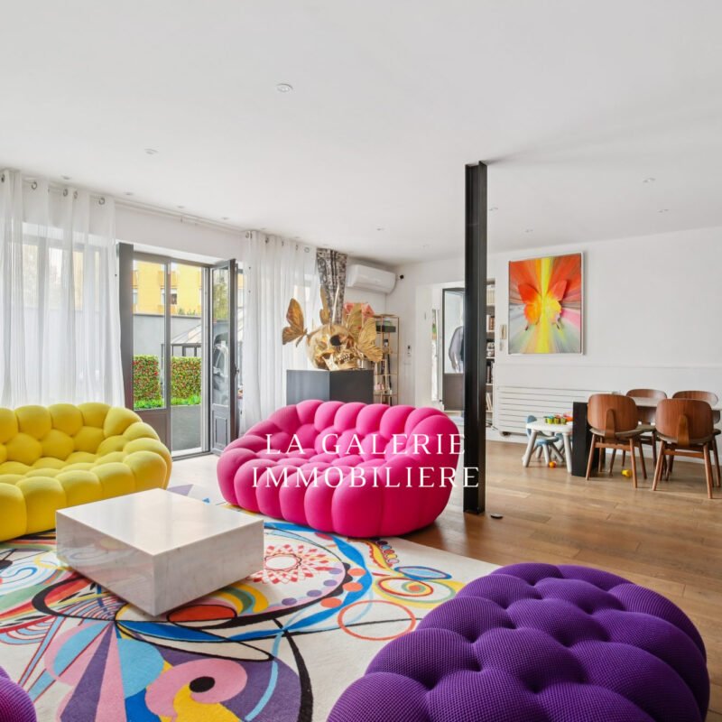 Maison 250m² avec jacuzzi, sauna et cour de 96m² à Nanterre (92000)