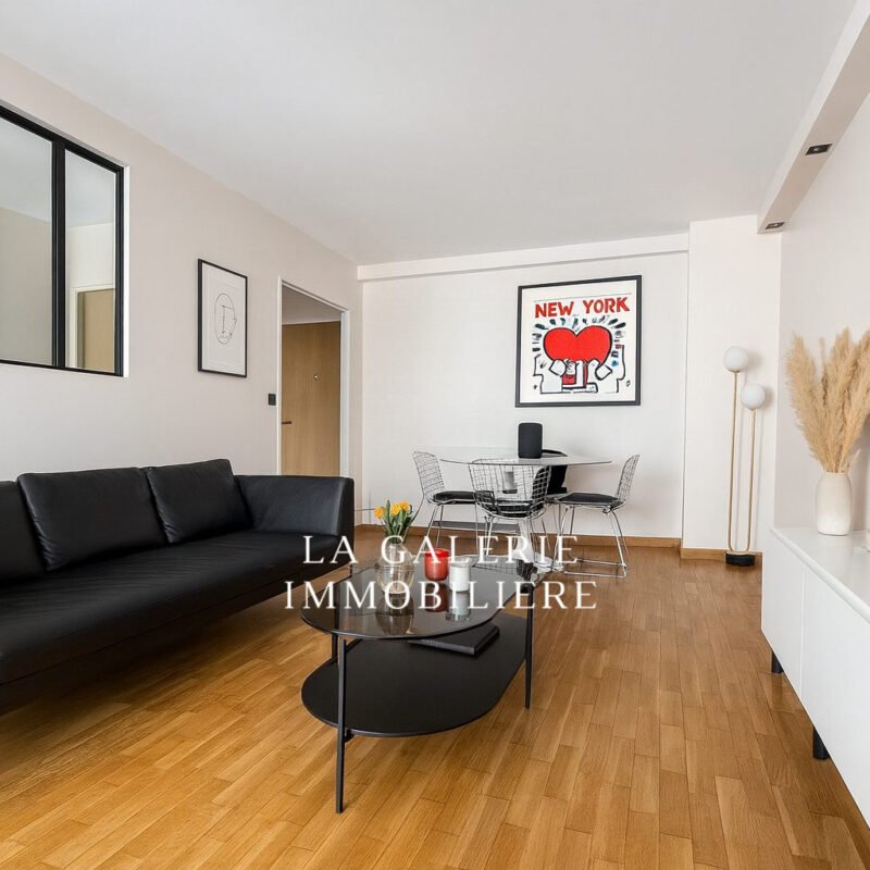 Appartement 3 pièces 63m², balcon, cave et 2 parkings à Suresnes (92150)