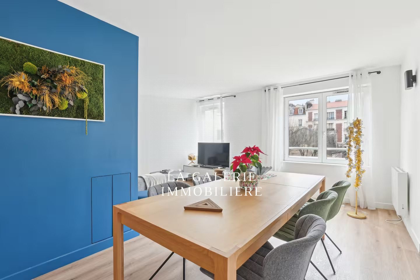 Location meublée - 4 pièces 84,59 m², Cave et Box fermé à Sèvres (92310) – Image 2