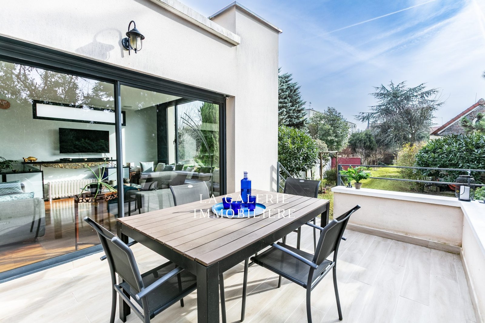 Maison, 5 chambres et terrain arboré de 800m² à Nanterre (92000) – Image 2