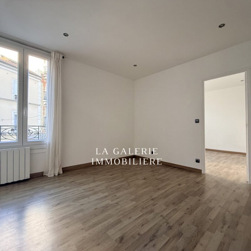 Appartement 2 pièces 32,10 m² et cave à Puteaux (92800)