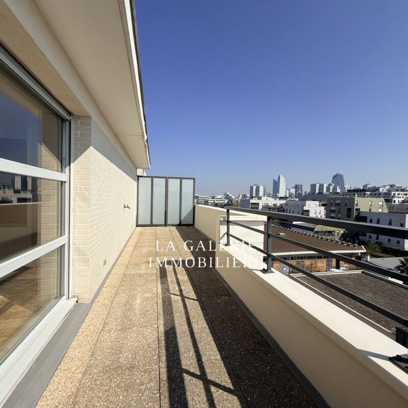 Location – Studio 28m² avec terrasse 17m² à Nanterre (92000)