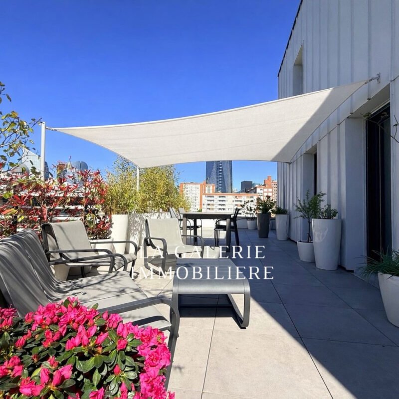 Maison sur le toit à Puteaux avec cave et parking à Puteaux (92800)