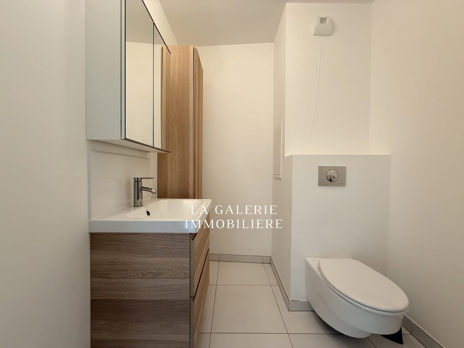 Location meublée - 3 pièces 65 m² avec cave et parking à Puteaux (92800) – Image 8