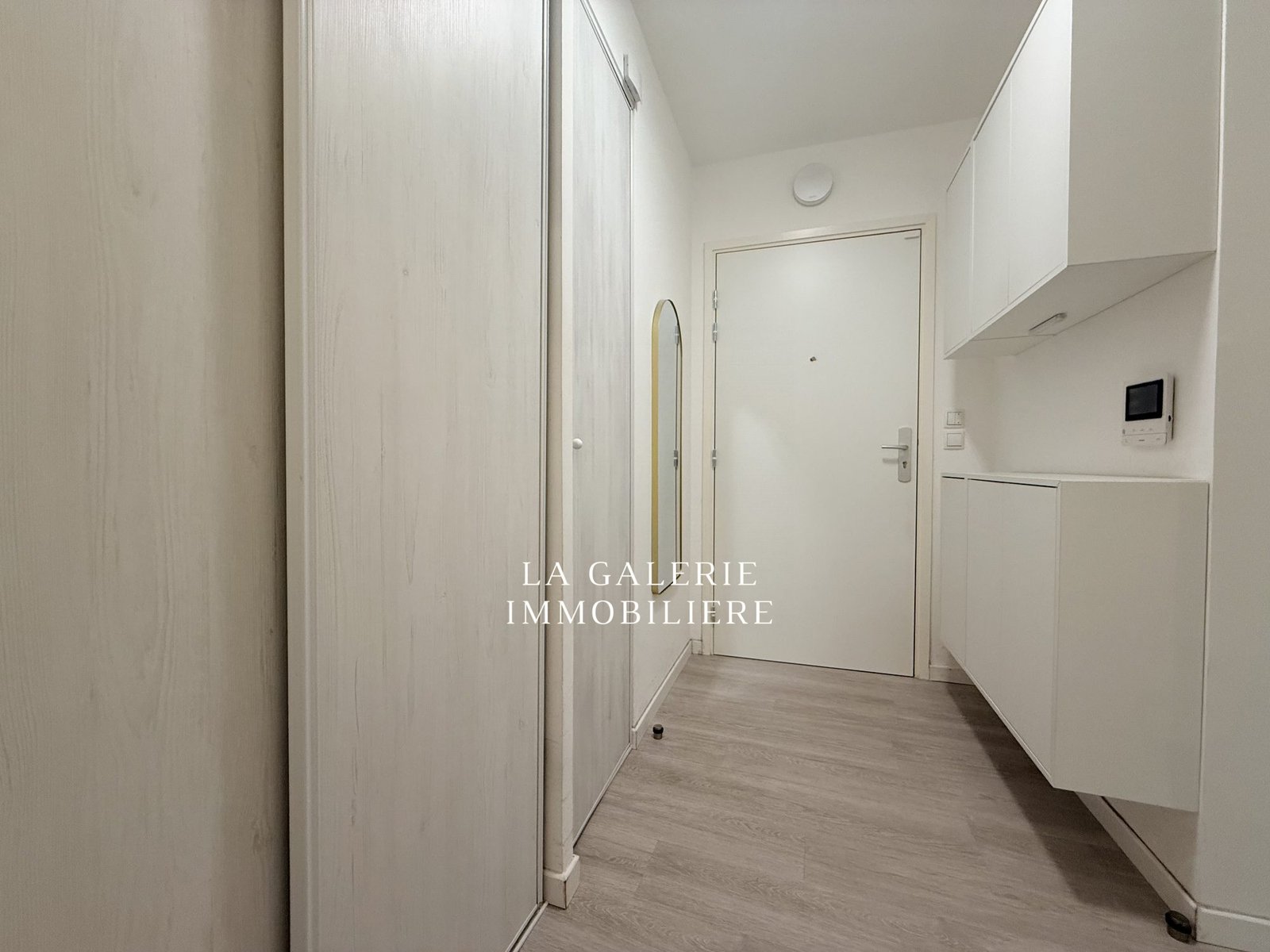 Location meublée - 3 pièces 65 m² avec cave et parking à Puteaux (92800) – Image 9