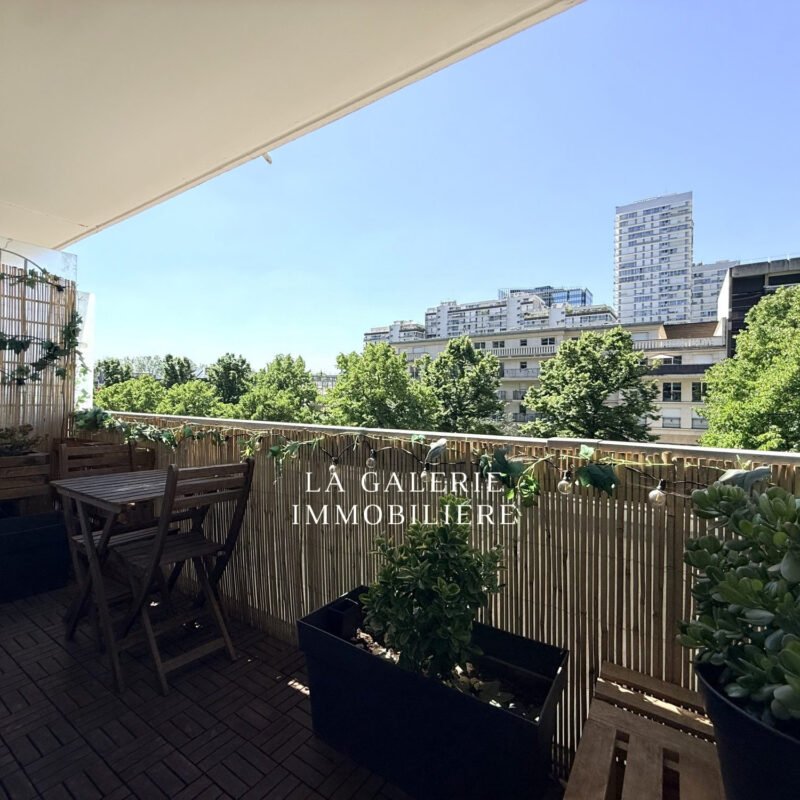 Appartement 3 pièces 60m², balcons, cave et parking à Puteaux (92800)