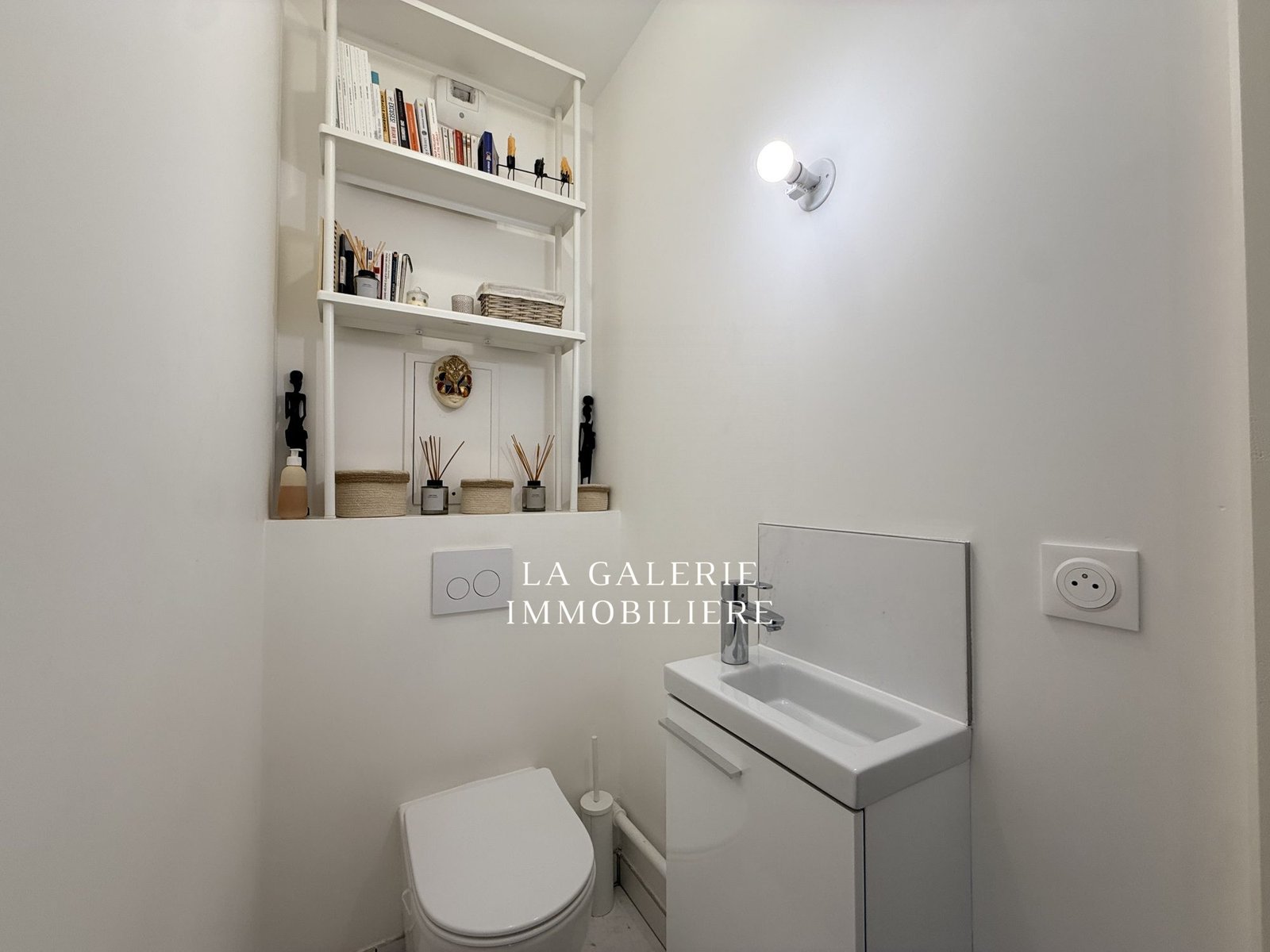 Location 2 pièces meublée avec loggia et balcon à Puteaux (92800) – Image 8