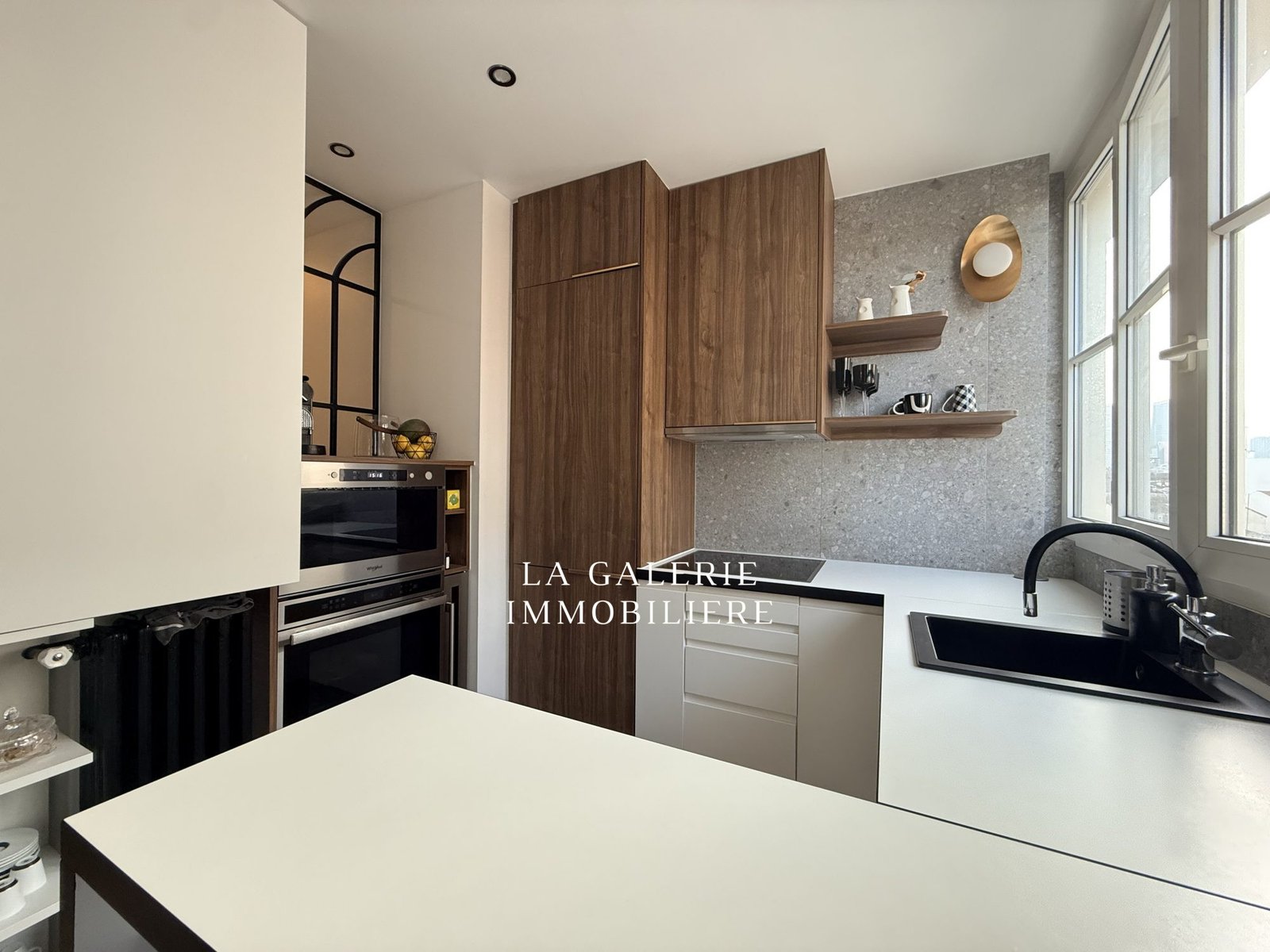 2 pièces rénové par une architecte avec cave à Courbevoie (92400) – Image 4