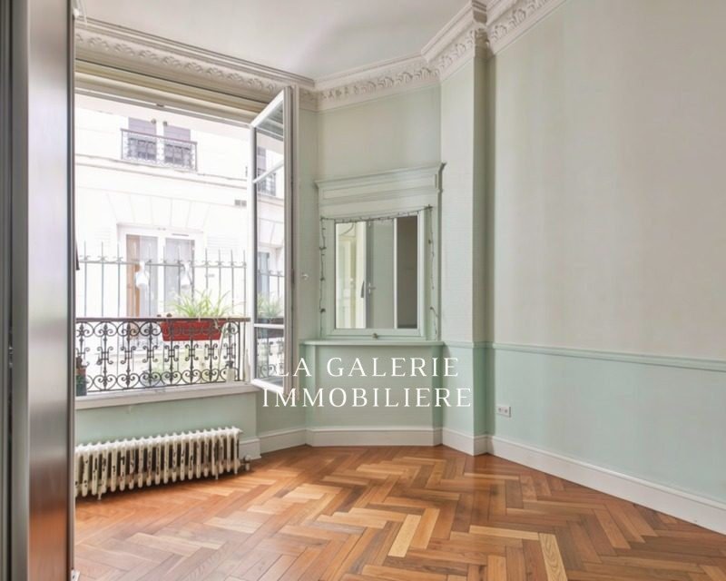 PARIS 14e – QUARTIER ALÉSIA / PLAISANCE – 2 PIÈCES FORT POTENTIEL à Paris (75014)