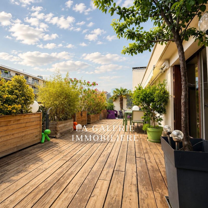 Appartement 4 pièces 114m², terrasses cave & parking à Puteaux (92800)