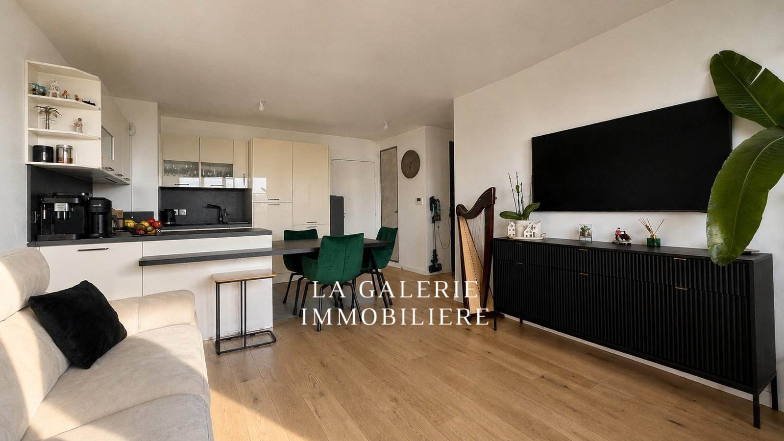 Location meublée - 3 pièces 56m², balcon et parking à Puteaux (92800) – Image 3