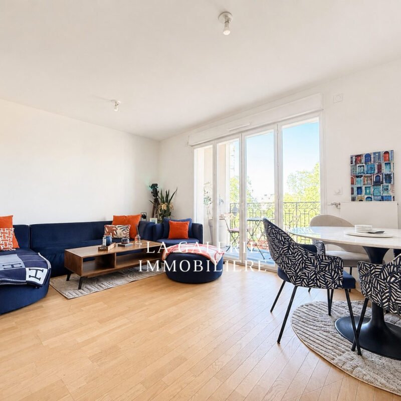 Location meublée – 2 pièces avec loggia et balcon + parking à Puteaux (92800)