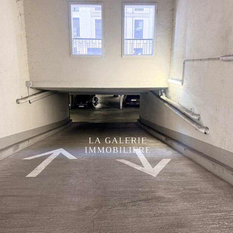 Location – Place de parking en sous-sol sécurisé à Puteaux (92800)