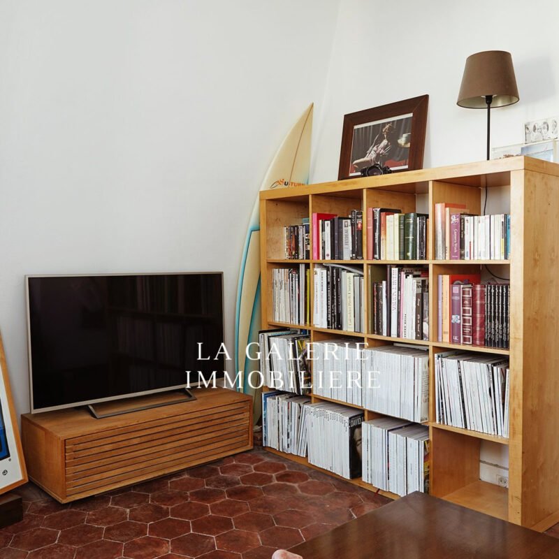 Appartement dernier étage vue dégagée à Paris (75003)