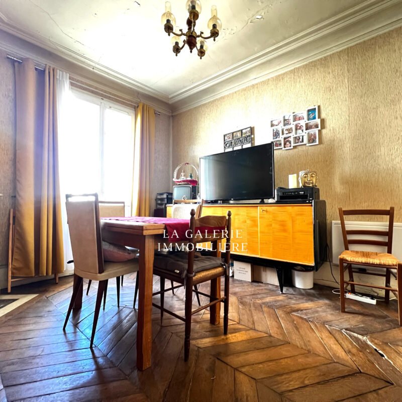 Appartement 3 pièces à rénover + cave à Puteaux (92800)