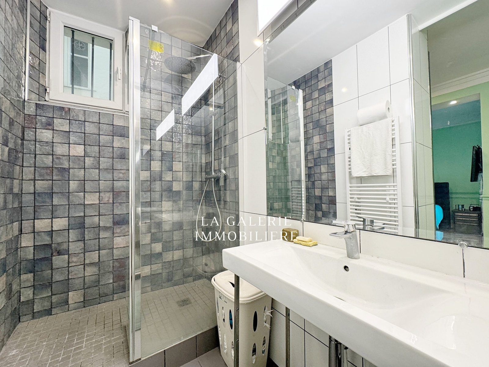 Appartement 2 pièces 50m² à Paris (75010) – Image 9