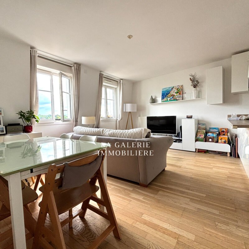 Appartement 3 pièces 67m² + parking à Puteaux (92800)