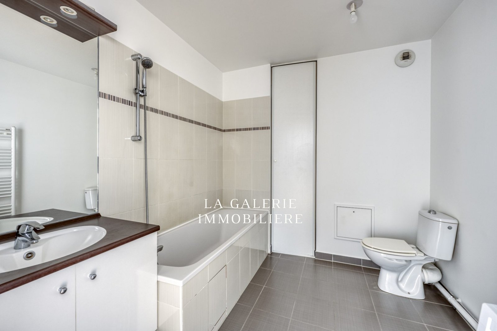 Appartement 4 pièces 2 balcons + parking à Puteaux (92800) – Image 6