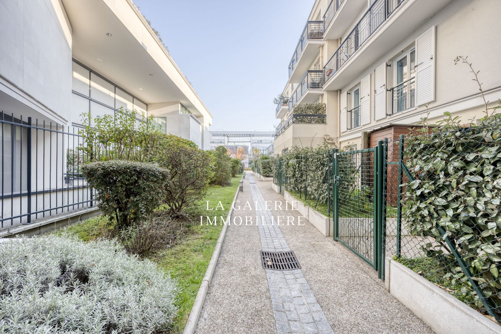 Appartement 4 pièces 2 balcons + parking à Puteaux (92800) – Image 9