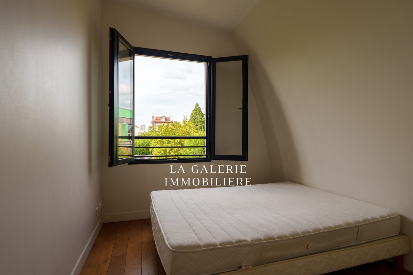 Maison 9 pièces 180m² et 630m² de terrain à Colombes (92700) – Image 7