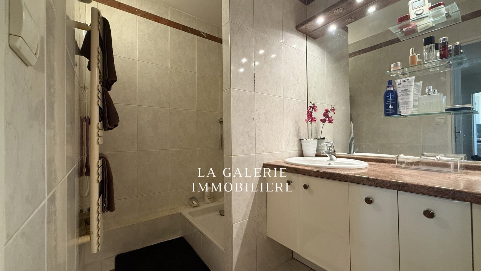 Appartement familial 4/5 pièces, cave et parking à Puteaux (92800) – Image 10