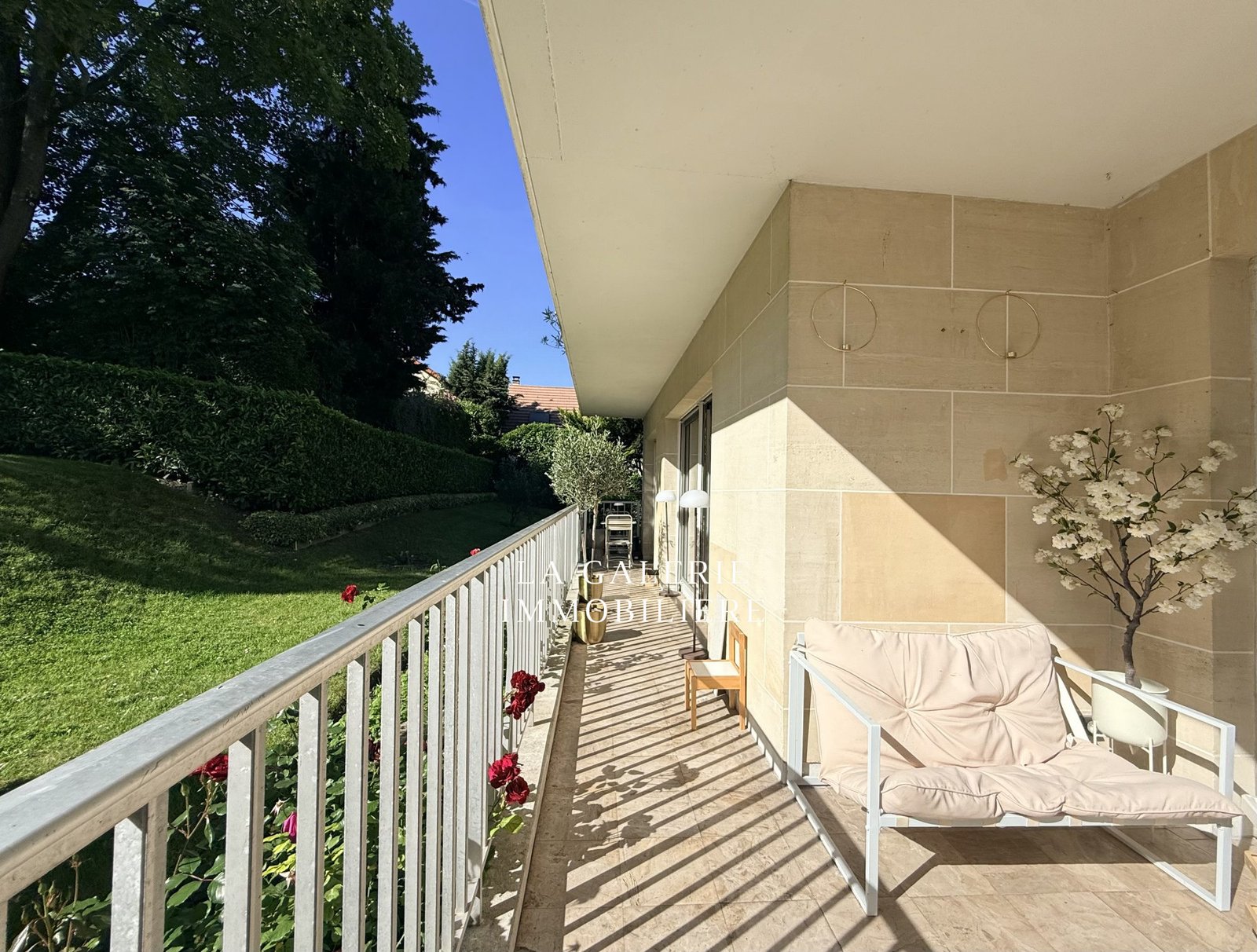 Appartement 4 pièces terrasse, cave + parking à Nanterre (92000) – Image 2
