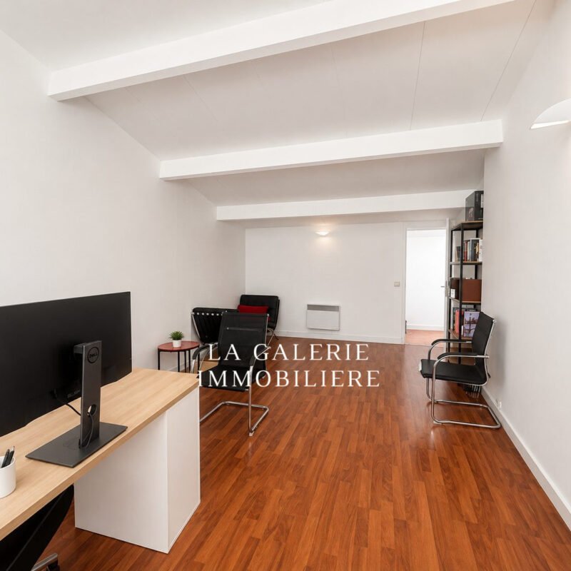 Bureaux à louer en plein centre ville à Puteaux (92800)