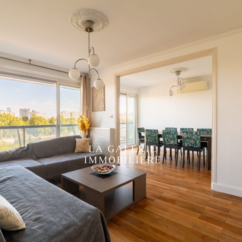ASNIÈRES-SUR-SEINE/ CLICHY-LA-GARENNE- GRAND APPARTEMENT 4/5P CLIMATISÉ GRAND BALCON BOX PARKING POSSIBLE à Asnières-sur-Seine (92600)