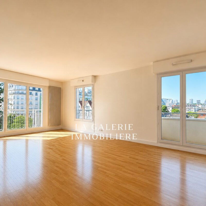 Appartement 5 pièces avec 2 balcons, cave et parking à Suresnes (92150)