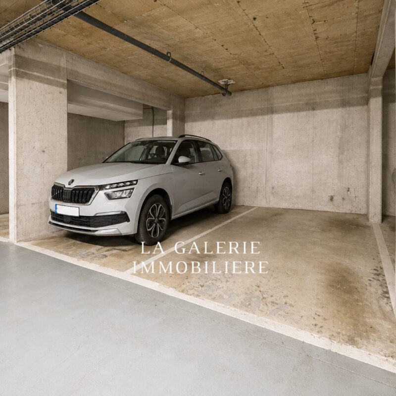 Location – Place de parking en sous-sol à Suresnes (92150)