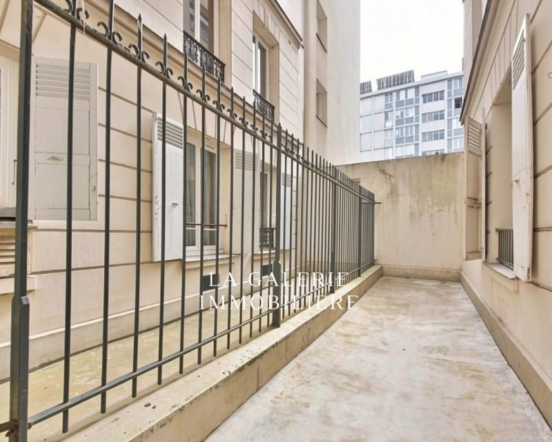 ALÉSIA  PARIS 14ÈME – APPARTEMENT 2 SUR COUR AU CALME à Paris (75014)