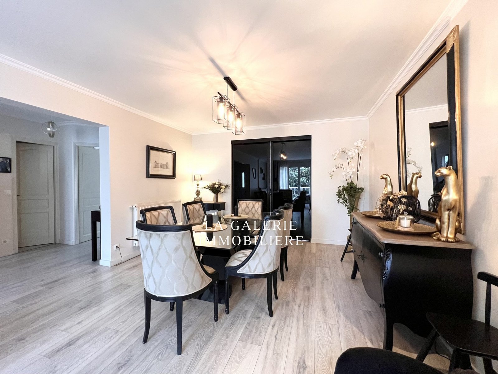 Maison 8 pièces, jardin de 400m² et dépendance à Nanterre (92000) – Image 8