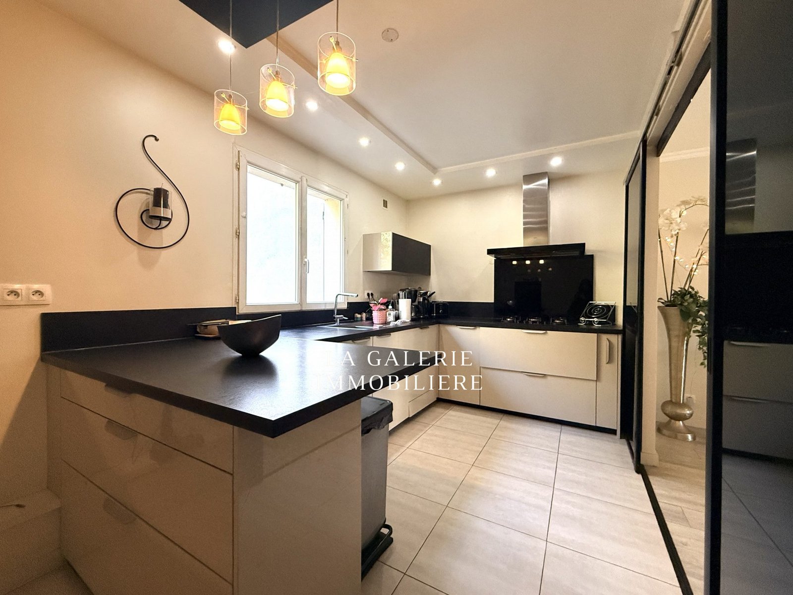 Maison 8 pièces, jardin de 400m² et dépendance à Nanterre (92000) – Image 10