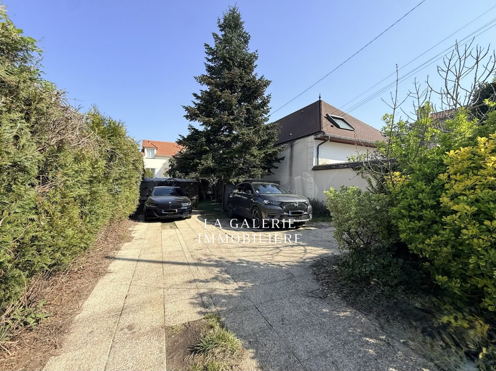Maison 8 pièces, jardin de 400m² et dépendance à Nanterre (92000) – Image 3