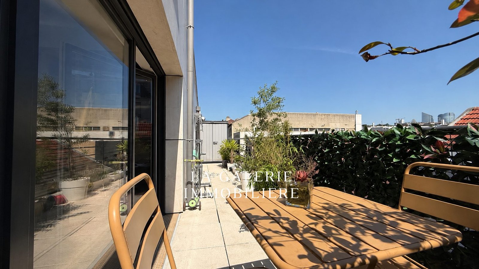 Appartement 3 pièces 50 m² · à Suresnes · 50 m² · 1 980 €/mois
