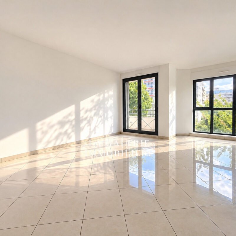 PUTEAUX – 4 PIÈCES 91 M² – 3 CHAMBRES – DOUBLE BOX – T2 À 8 MIN – ÉCOLE À 100 M à Puteaux (92800)