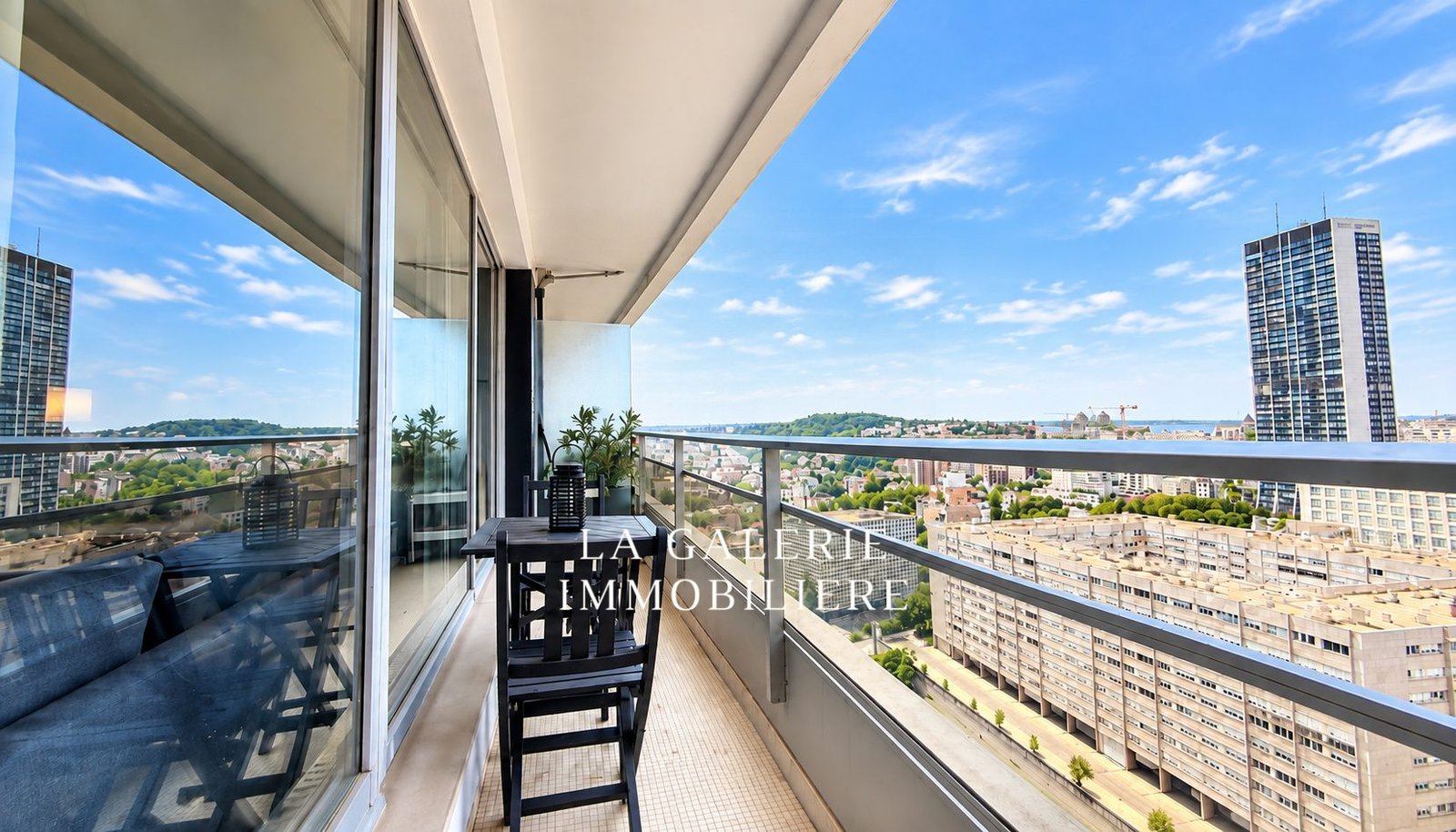 Appartement 1 pièce 39 m² · à Puteaux · 39 m² · 1 300 €/mois