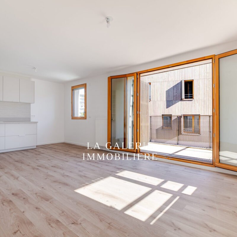 Proche La Garenne-Colombes – 3 pièces – 2 chambres – ascenseur – grand balcon – exposition sud-ouest – résidence 2025 – Porte Maillot à 6 min – Paris Magenta à 12 min à La Garenne-Colombes (92250)