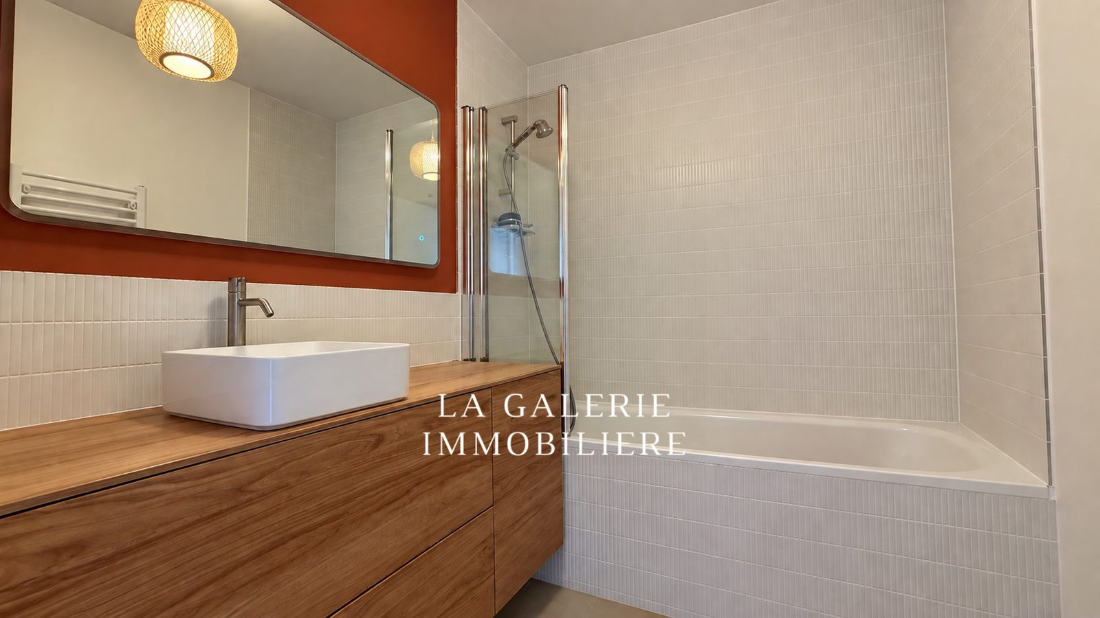 Location meublée - 3 pièces 66m², balcon cave & parking à Suresnes (92150) – Image 8